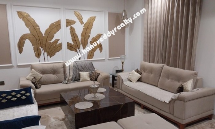 4 BHK Flat for Sale in Shenoy Nagar